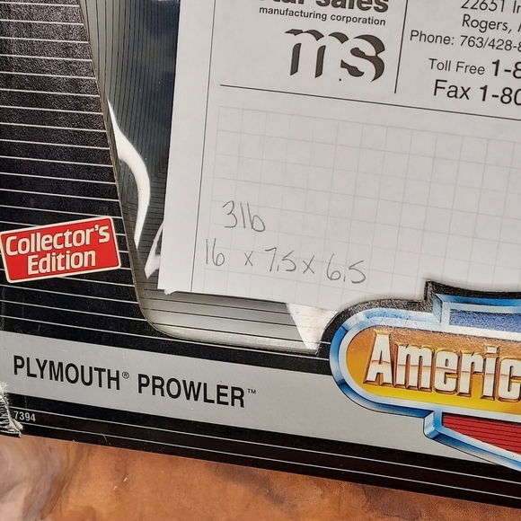 American Muscle Plymouth Prowler 1:18 Die Cast Metal Candy Magenta Ertl 1995 - Picture 8 of 12